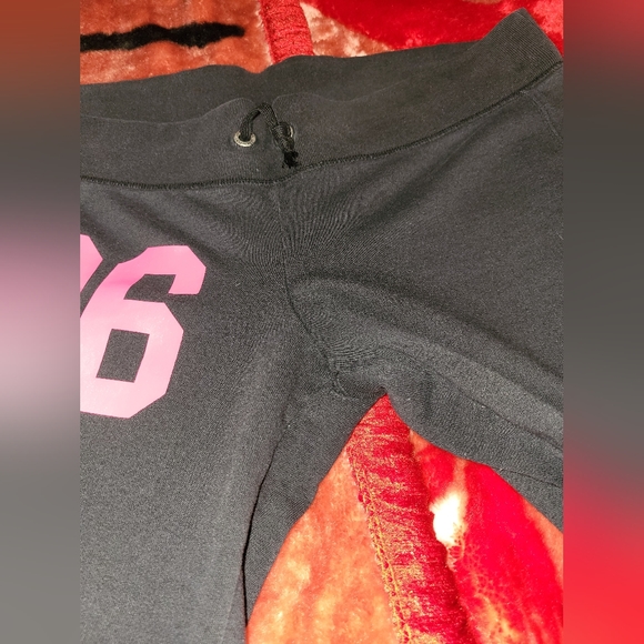 Vs pink vintage sweatpants, size large. - Picture 5 of 11